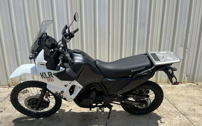 2025 Kawasaki KLR 650 Pearl Crystal WhiteMetallic Carbon Gray