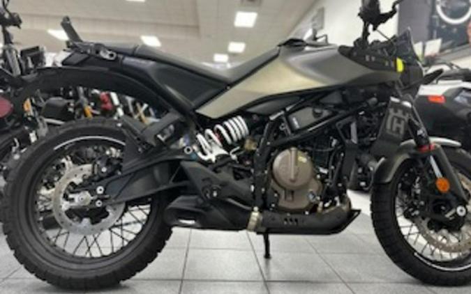 2024 Husqvarna® Svartpilen 401