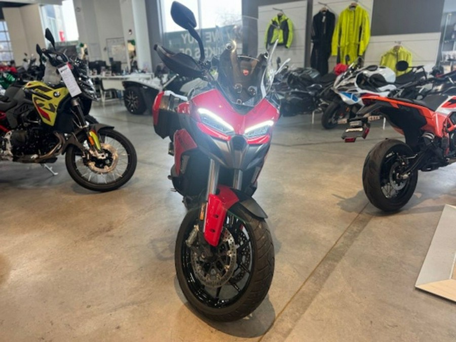 2025 Ducati Multistrada V2 S