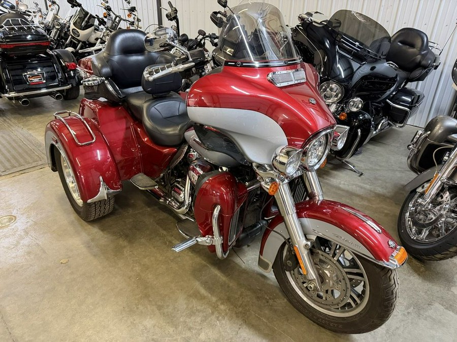 2019 Harley-Davidson® FLHTCUTG - Tri Glide® Ultra