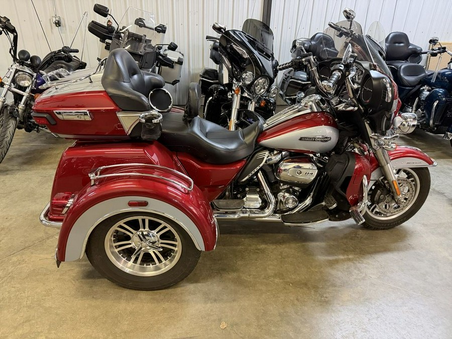 2019 Harley-Davidson® FLHTCUTG - Tri Glide® Ultra