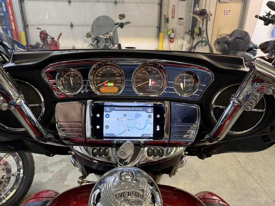 2019 Harley-Davidson® FLHTCUTG - Tri Glide® Ultra