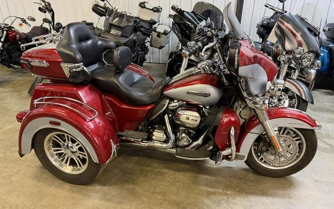 2019 Harley-Davidson® FLHTCUTG - Tri Glide® Ultra