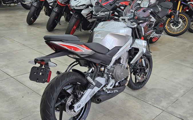 2026 Aprilia Tuono 457