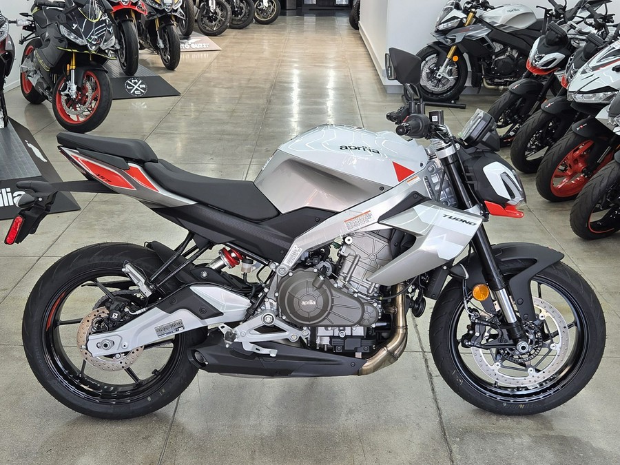 2026 Aprilia Tuono 457