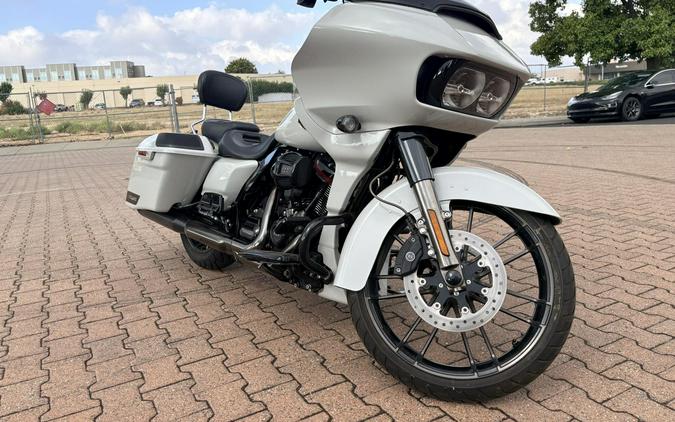 FLTRXSE 2020 CVO™ Road Glide®