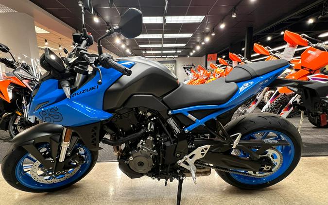 2024 Suzuki GSX-8S