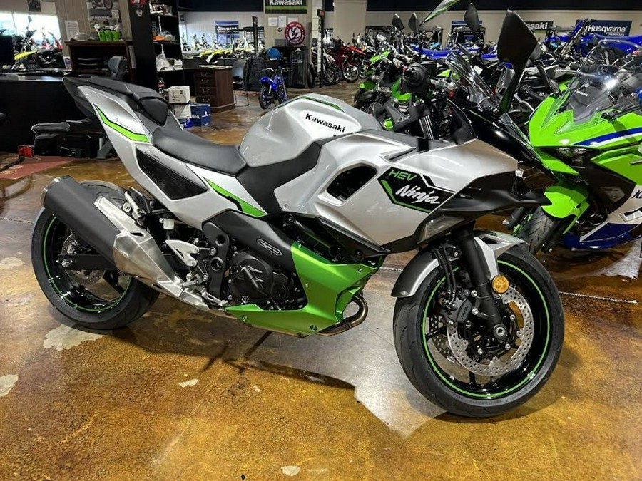 2024 Kawasaki Ninja® 7 Hybrid ABS