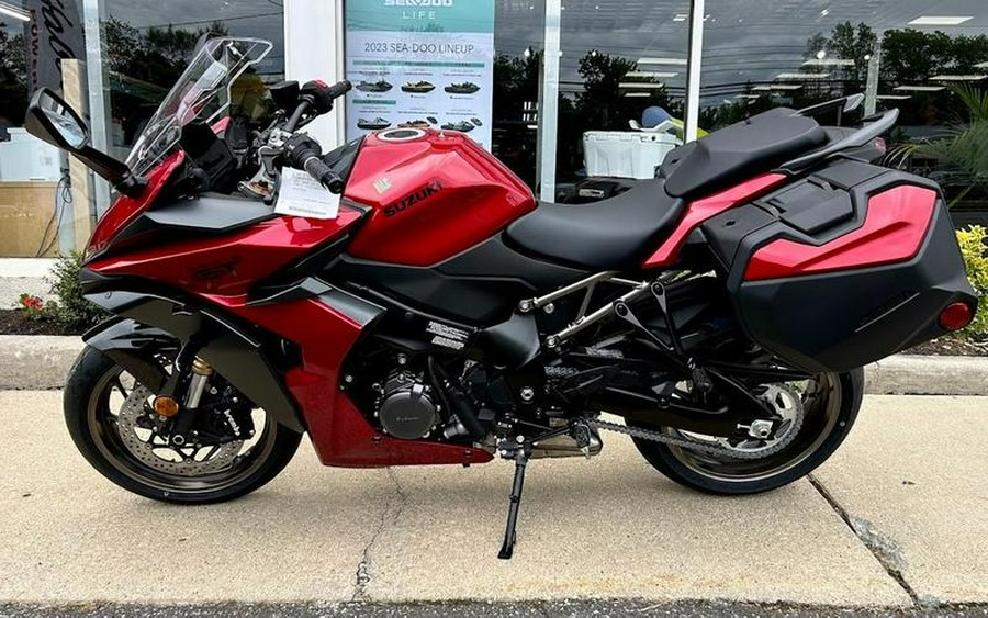 2024 Suzuki GSX-S1000GT Plus