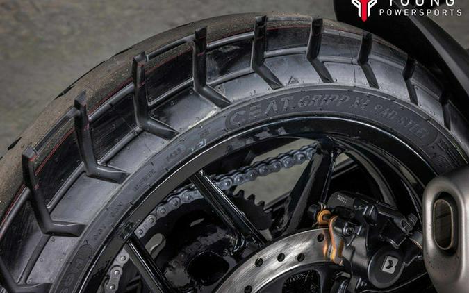 2026 Royal Enfield Guerrilla 450 Smoke Silver