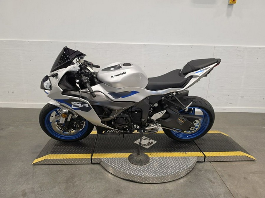 2027 Kawasaki Ninja ZX-6R ABS