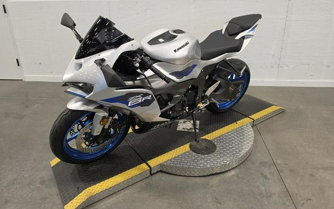 2027 Kawasaki Ninja ZX-6R ABS
