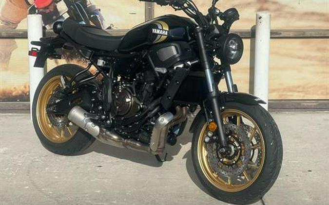 2023 Yamaha XSR700