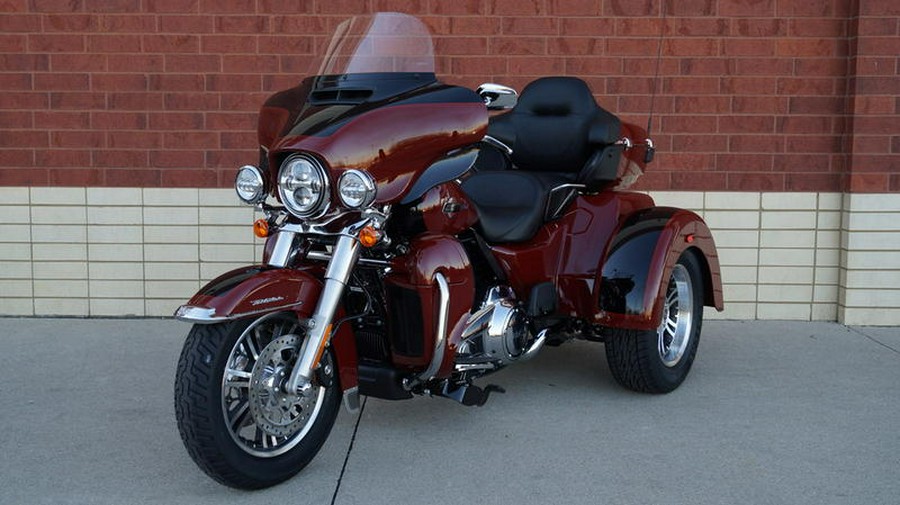 2024 Harley-Davidson® FLHTCUTG - Tri Glide® Ultra