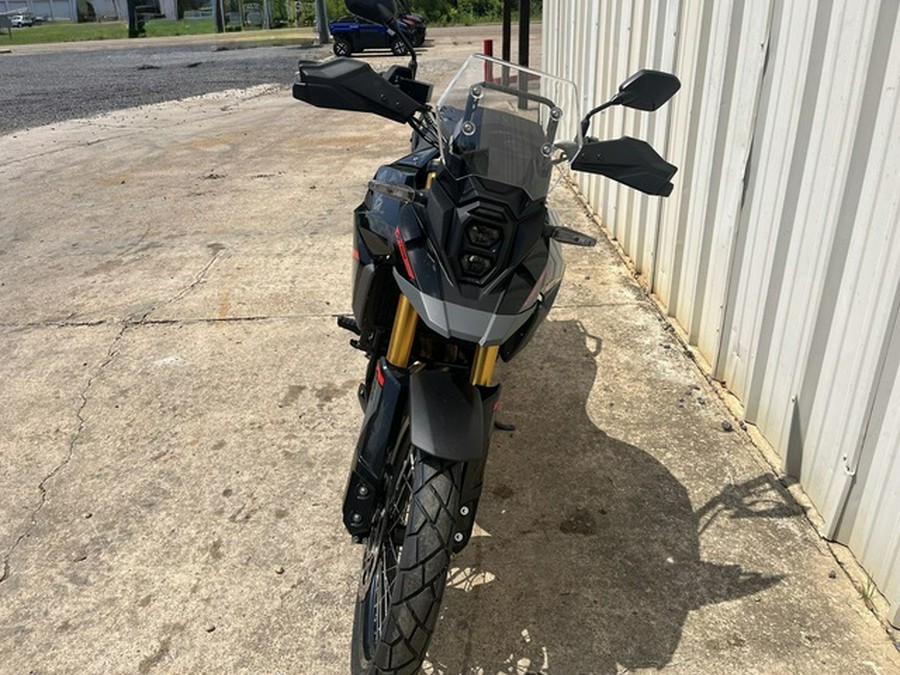 2025 Suzuki V-Strom 800DE