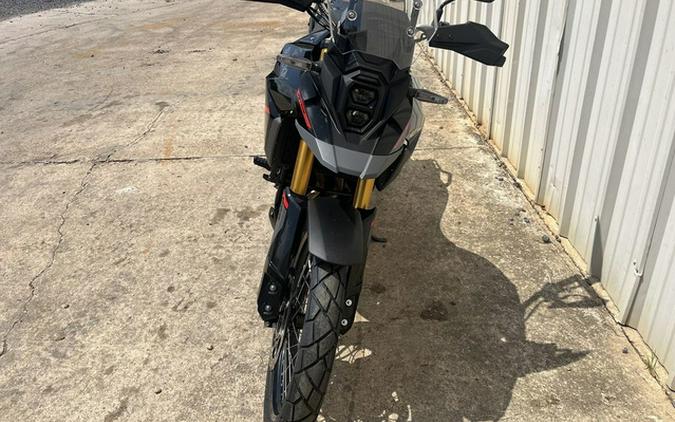 2025 Suzuki V-Strom 800DE