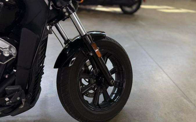 2019 Indian Motorcycle® Scout® Bobber Thunder Black