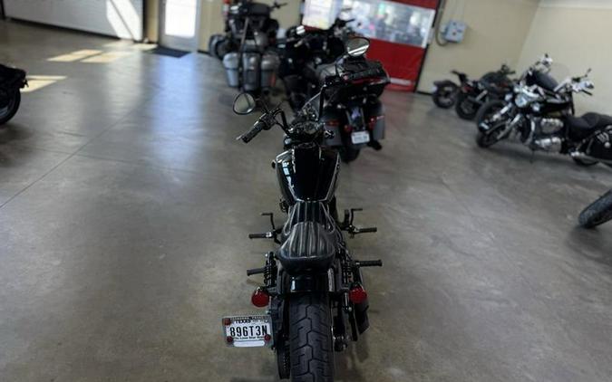 2019 Indian Motorcycle® Scout® Bobber Thunder Black