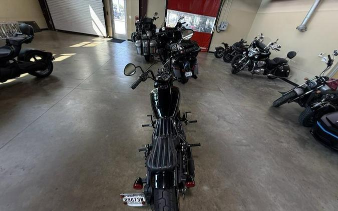 2019 Indian Motorcycle® Scout® Bobber Thunder Black