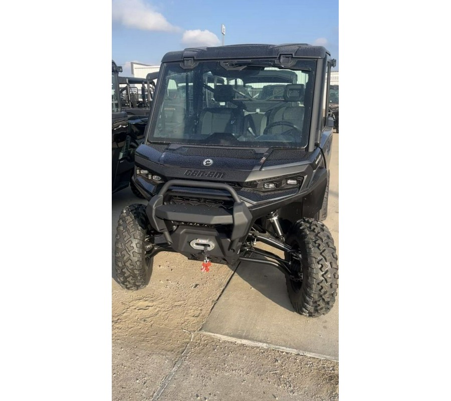 2026 Can-Am Defender XT CAB HD11