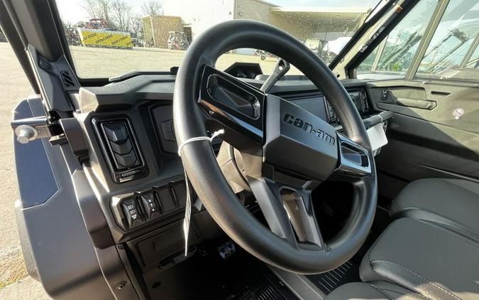 2026 Can-Am Defender XT CAB HD11