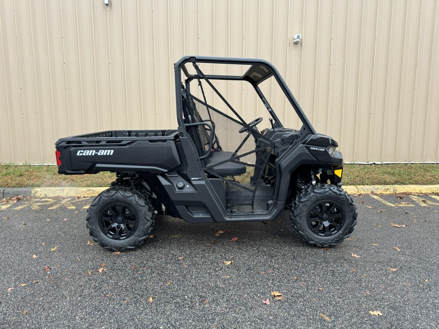 2026 Can-Am Defender DPS HD9