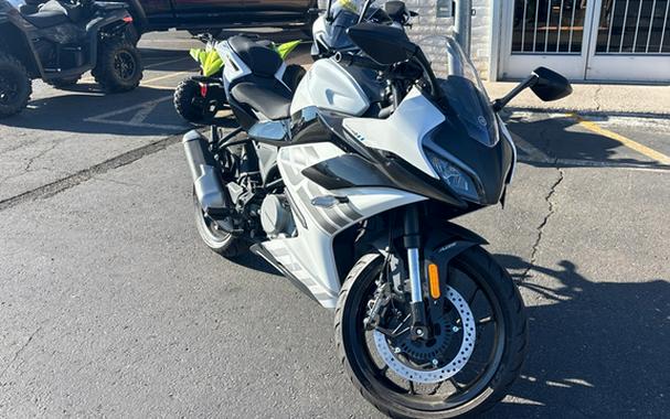 2026 CFMOTO 300SS CF300-5US