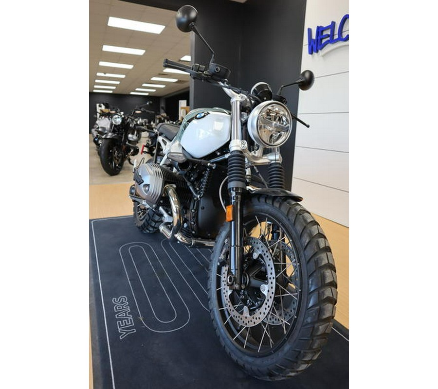 2023 BMW R nineT Scrambler 719 Underground/Light White