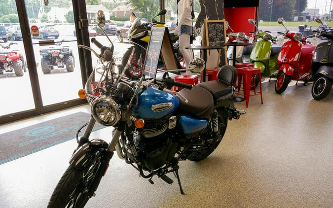 2023 Royal Enfield Meteor 350 Supernova Blue