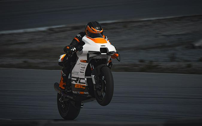 2024 KTM RC 8C