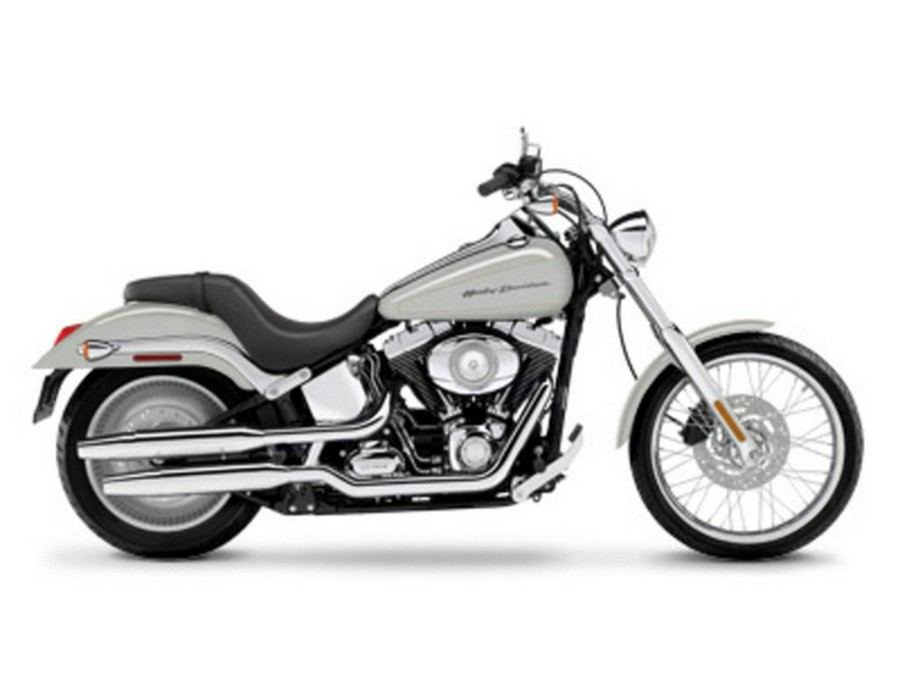 2007 Harley-Davidson Softail FXSTD - Deuce