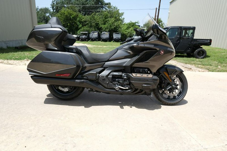 New 2024 HONDA GOLDWING TOUR DCT