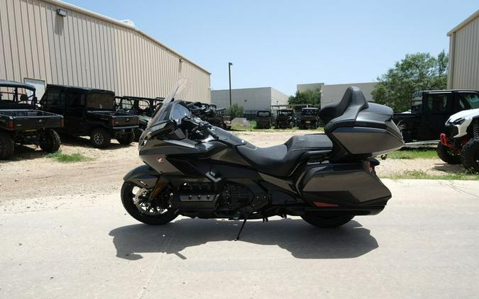 New 2024 HONDA GOLDWING TOUR DCT