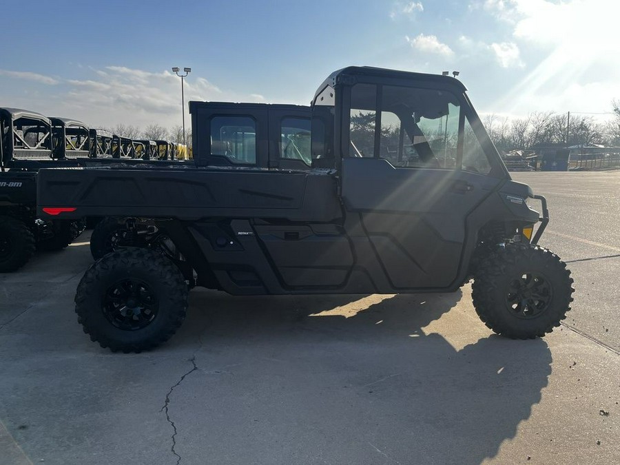 2026 Can-Am Defender PRO Limited HD10