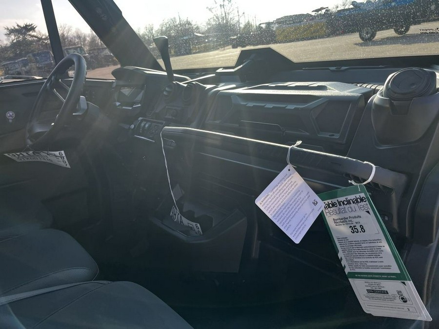 2026 Can-Am Defender PRO Limited HD10