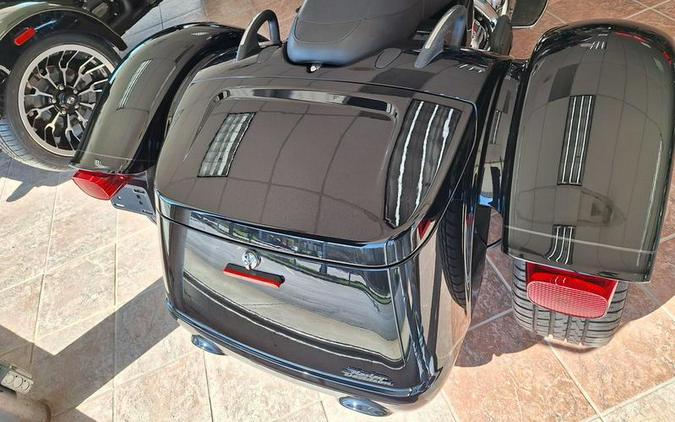 2024 Harley-Davidson® FLTRT - Road Glide® 3