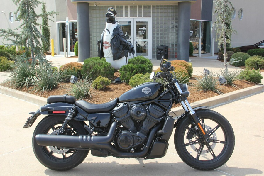 2025 Harley-Davidson Nightster Vivid Black