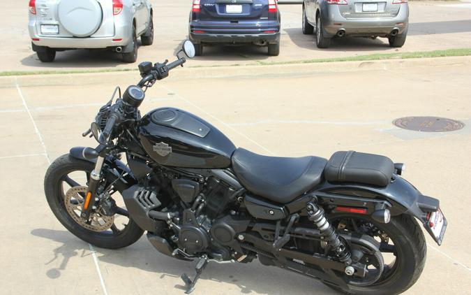 2025 Harley-Davidson Nightster Vivid Black
