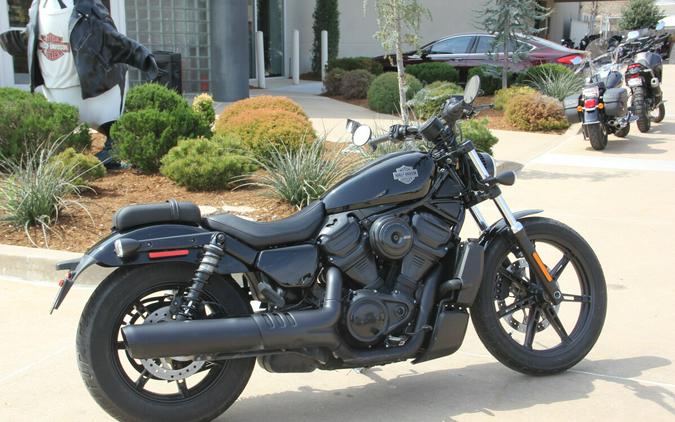 2025 Harley-Davidson Nightster Vivid Black