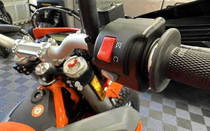 2024 KTM 690 Enduro R