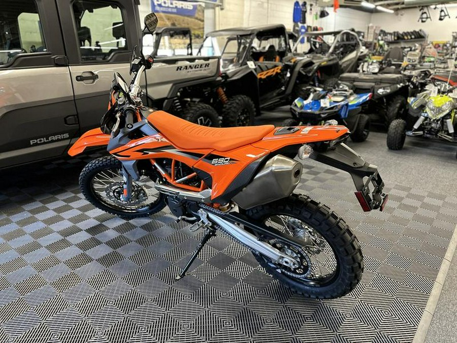 2024 KTM 690 Enduro R