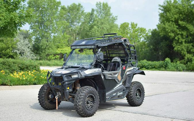 2018 Polaris RZR 900 EPS Titanium Metallic