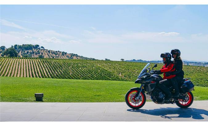 2022 MULTISTRADA V2 S - STREET GRAY / RED - Ducati
