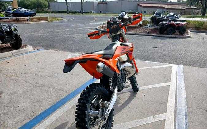 2026 KTM XC 150 W