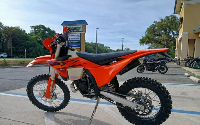 2026 KTM XC 150 W