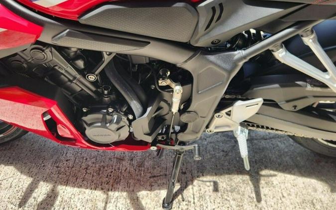 2026 Honda CBR650R E-Clutch