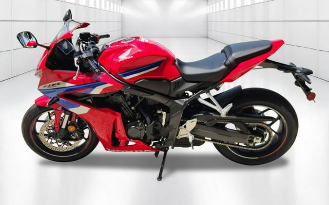 2026 Honda CBR650R E-Clutch