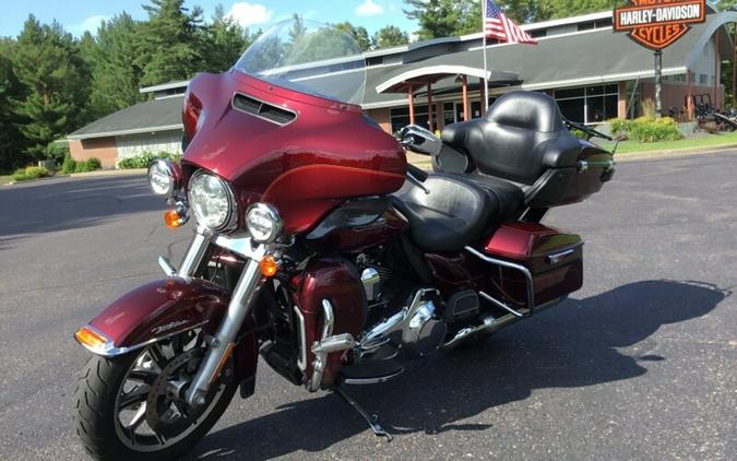 2016 Harley-Davidson Electra Glide Ultra Classic Two-Tone Myster