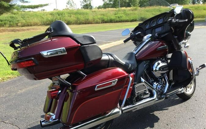 2016 Harley-Davidson Electra Glide Ultra Classic Two-Tone Myster