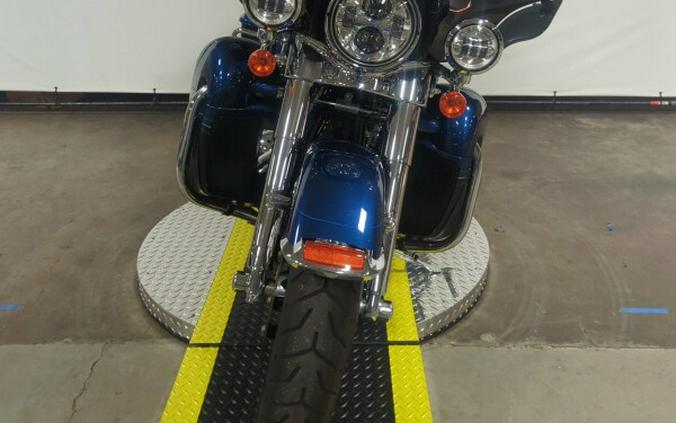 2018 Harley-Davidson® 115th Anniversary Ultra Limited Legend Blue/Vivid Black